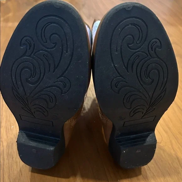 Kensie Girl Brown glitter 2 girls cowboy boots - Picture 5 of 5